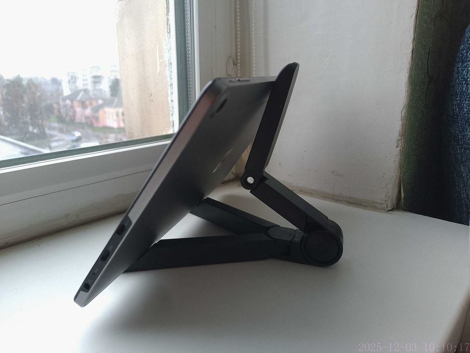 Подставка для планшета 7-11 дюймов (наклонная, складная)