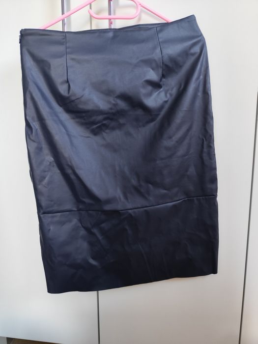 Elegancka ołówkowa spódnica damska 36
