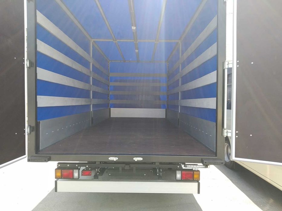Автомобіль вантажний ISUZU NQR -90  тентована платформа продаж новий