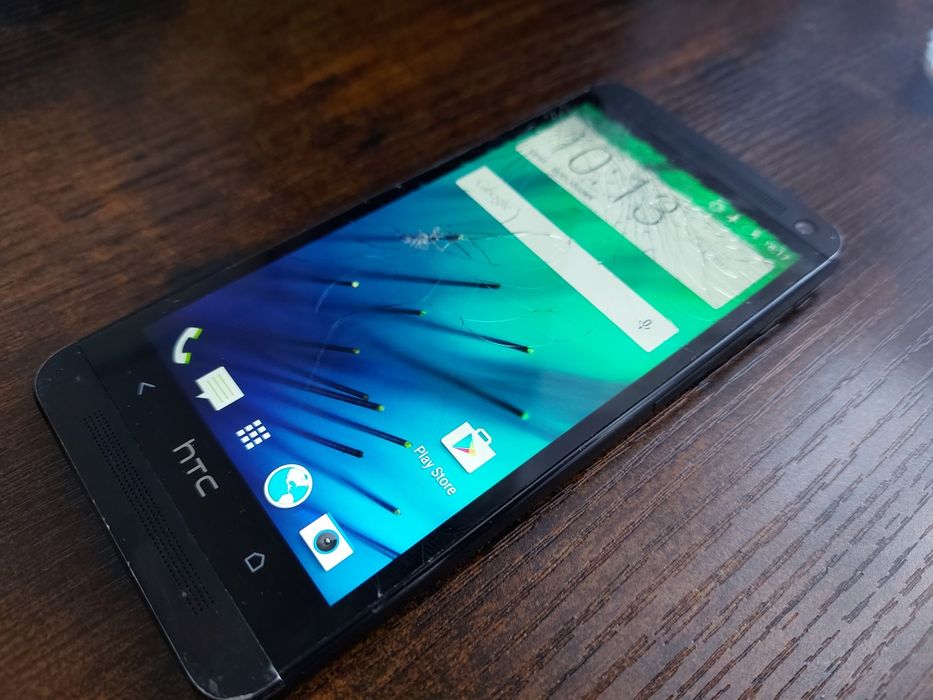 Telefon HTC One sprawny