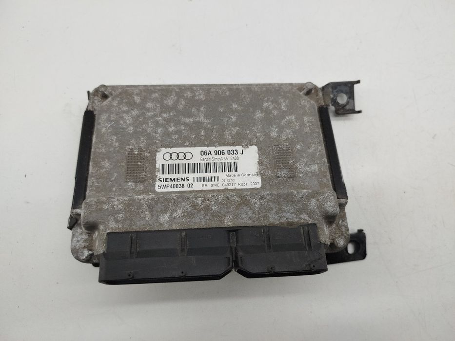 Centralina de Motor - AUDI A3 (8L1) | 96 - 06