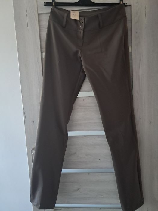 Spodnie damskie oliwkowe M,nowe