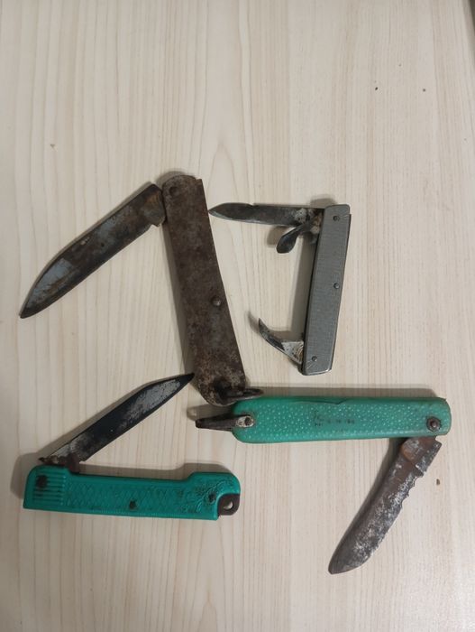 Туристичний ніж продам