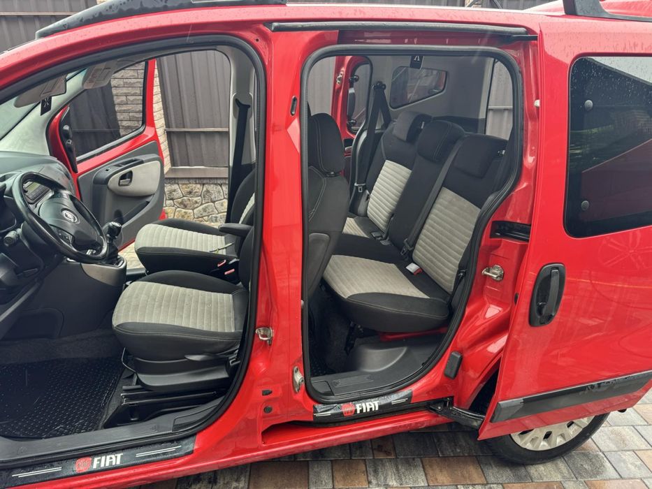 Fiat Qubo 2010 рік