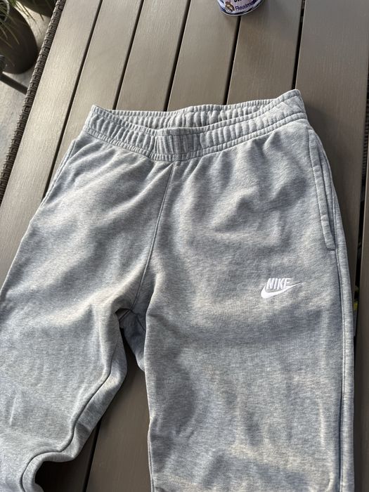 Szare spodnie dresowe Nike, meskie, S