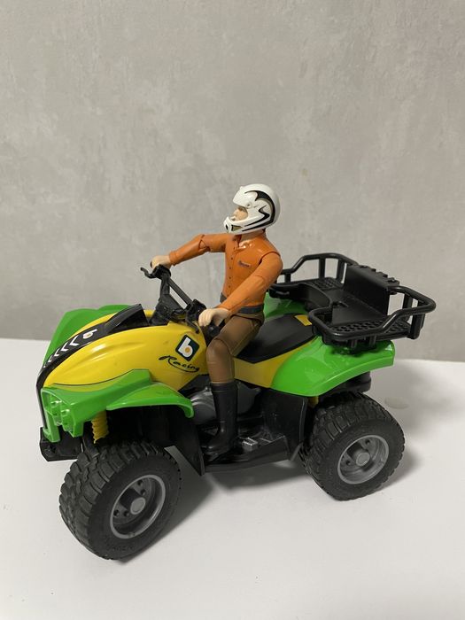 Квадроцикл Bruder с водителем