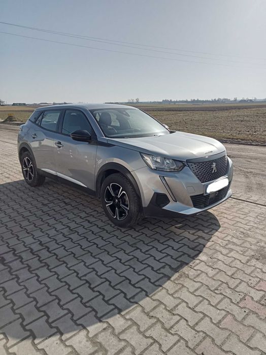 Peugeot 2008 automat 130 km tablet ledy piękne się prezentuje