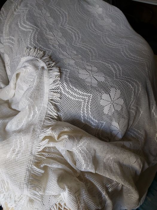 7€- colcha croché á máquina