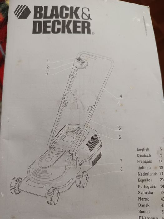 Máquina de cortar relva Black & Decker