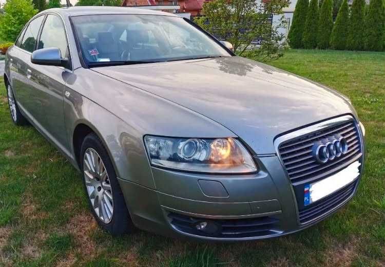 Samochód audi a6c6