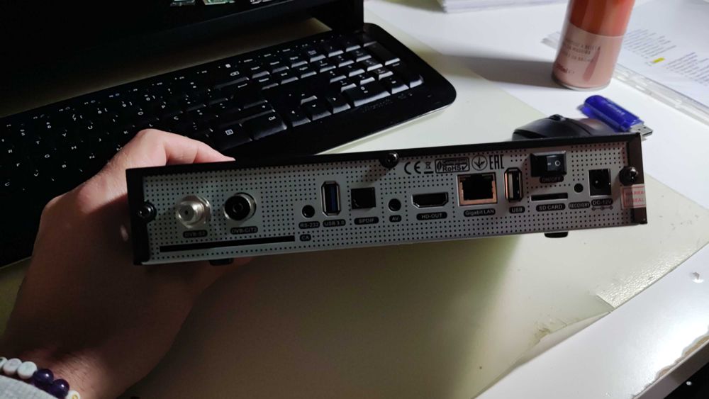 Amiko Viper 4K Combo