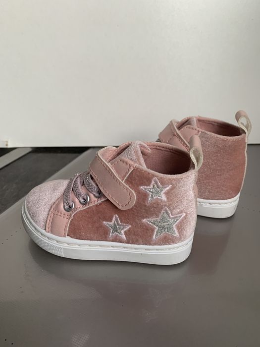 Buty butki Sinsay rozmiar 20