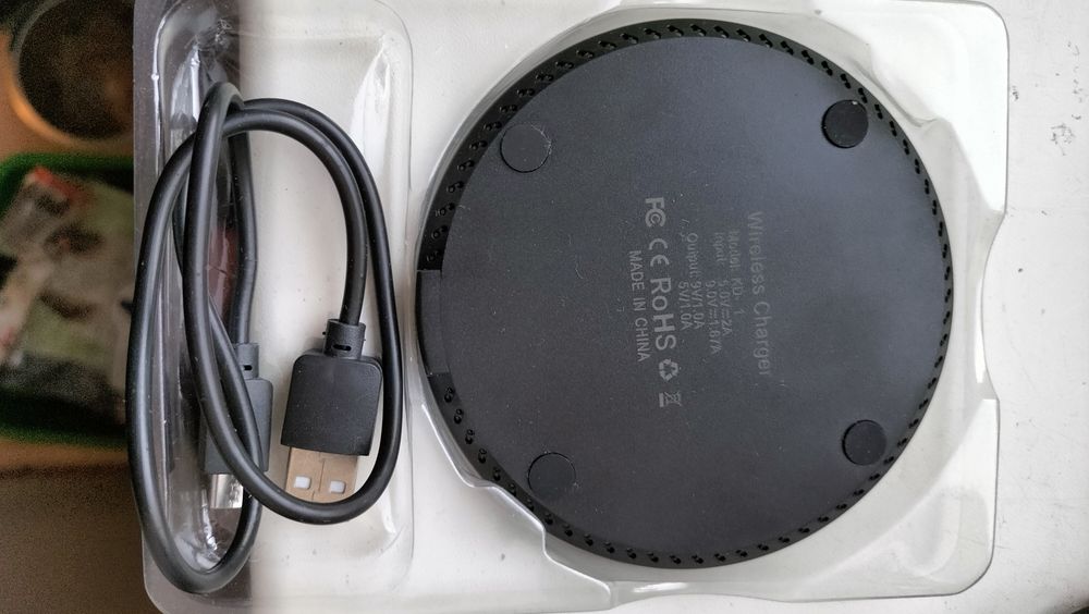 Зарядка для телефона