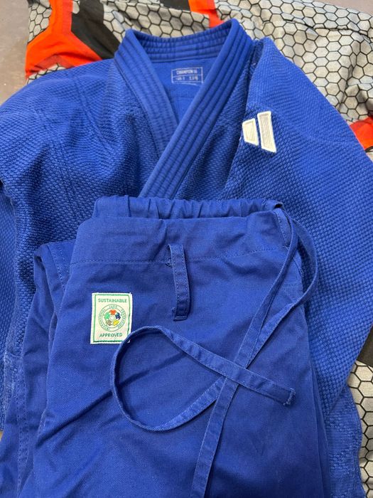 judogi niebieska