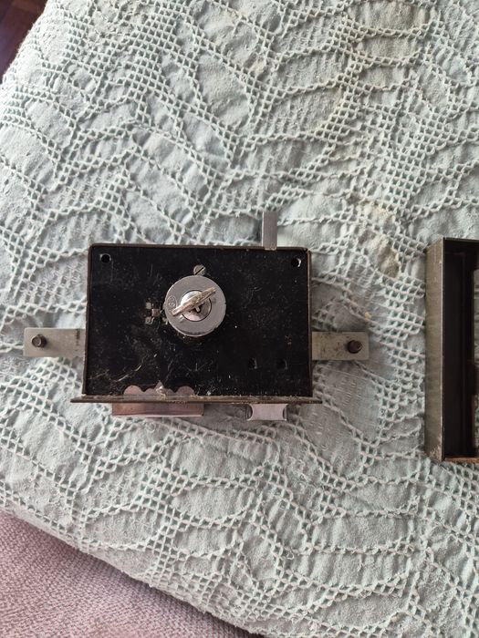 Caixa de fechadura nova64286309320706120