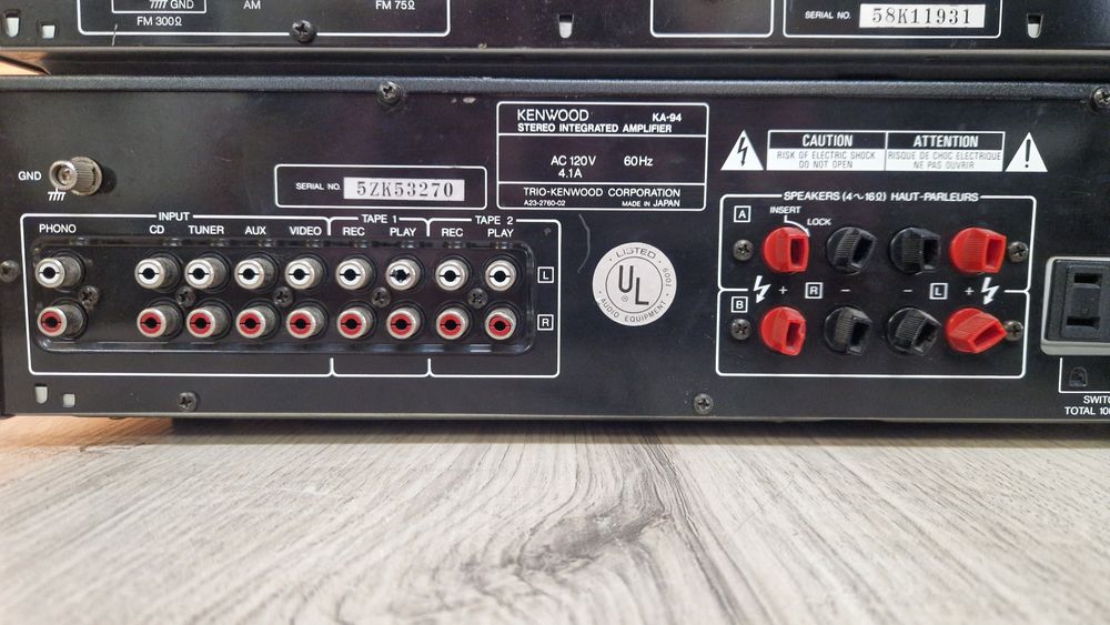 Стійка Kenwood: кас.дека, CD програвач, тюнер, підсилювач