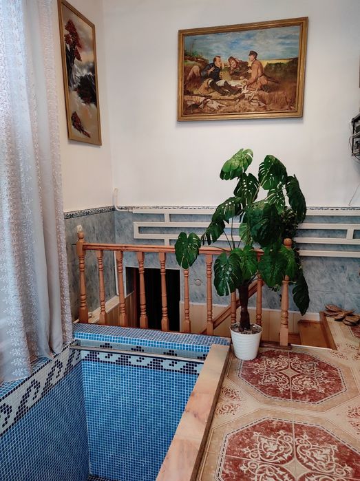 Продам дом со своим берегом! Река Днепр, лиственный лес, Газ, 195 м.кв