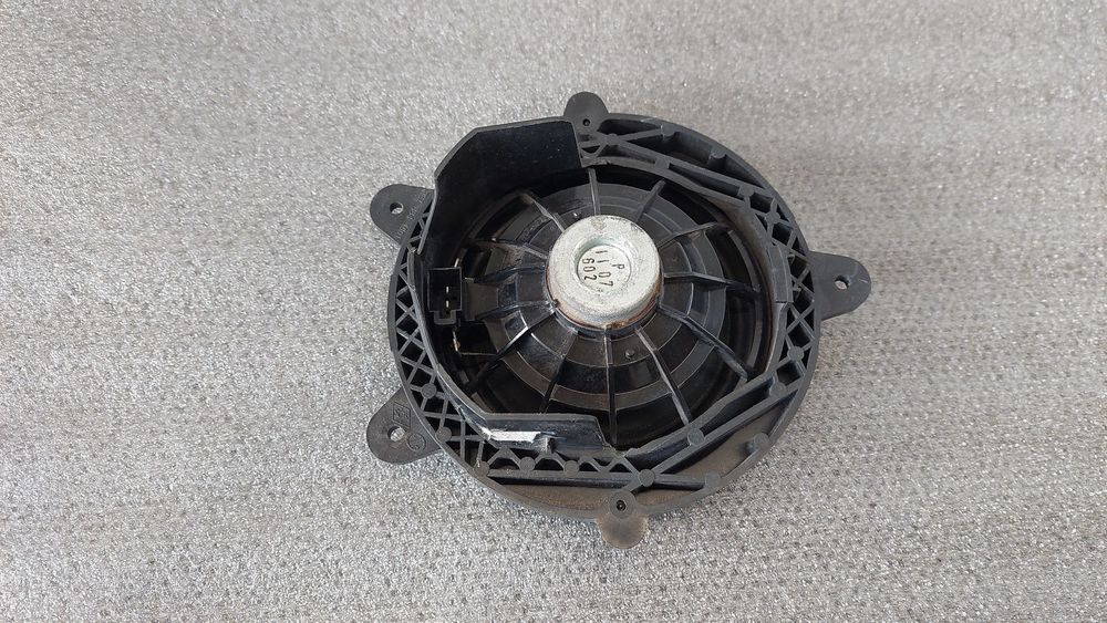 Coluna de som RENAULT Clio III (BR0/1, CR0/1)