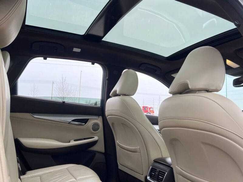 Infiniti QX50 Essential 2019