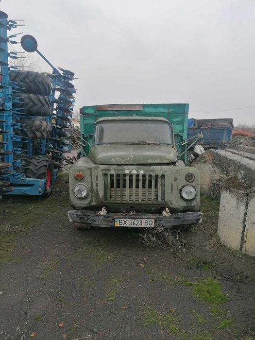 Автомобіль ГАЗ-САЗ-3507 самоскид