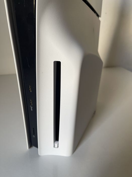 PlayStation 5 Slim (Versão Digital) | A funcionar a 100% | Preço de Oportunidade