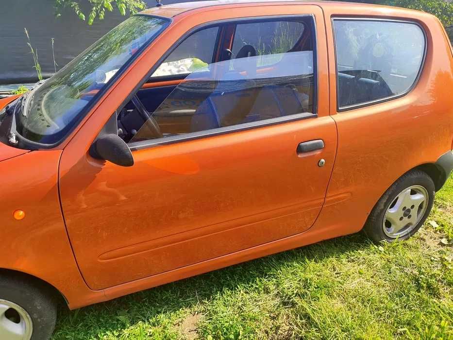 Drzwi Seicento kod lakieru 571 przednie przód