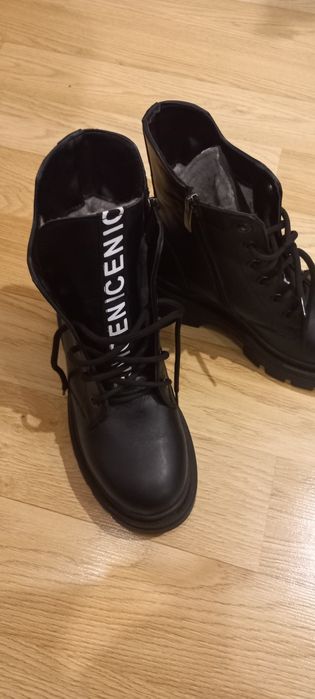 Зимові шкіряні чоботи