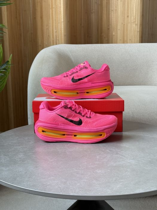 Nike Vomero Premium 'Hyper Pink'