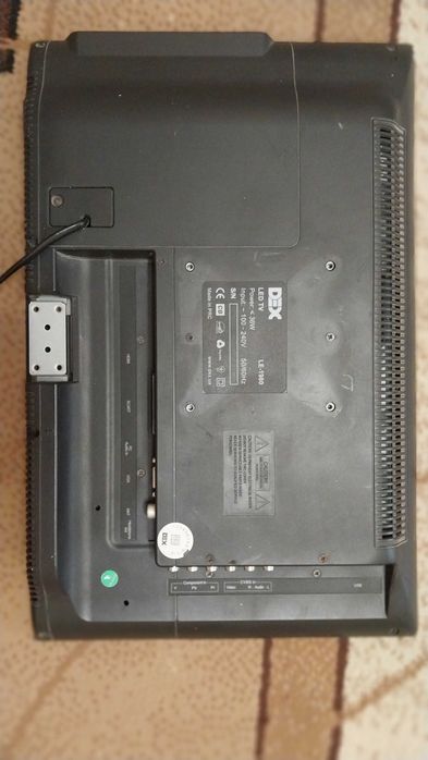 Продам телевізор DEX LE-1980