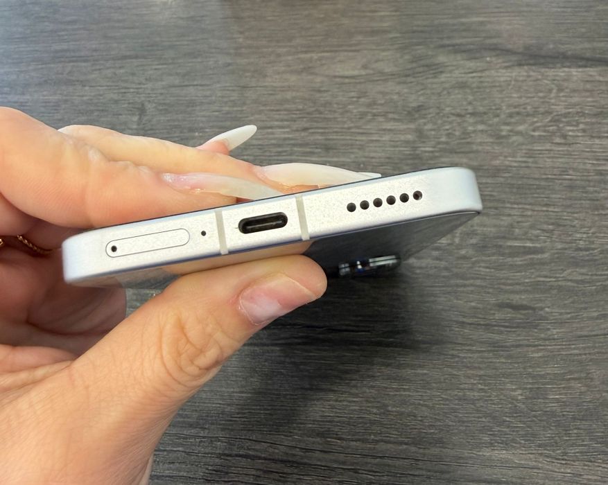 POCO  F7 12/256 SERIE LIMITADA