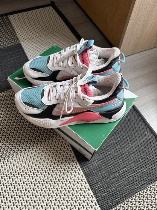 Кросівки puma.