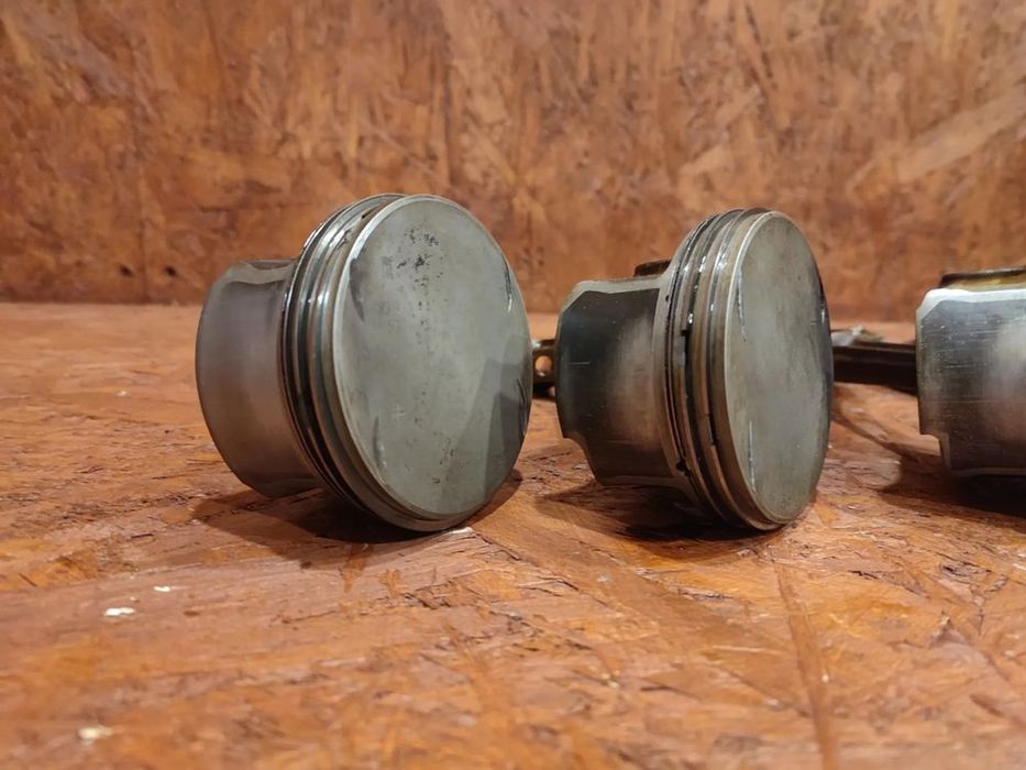 bmw e46 / e39 / e53 / e60 / e65 / e66 / e83 / e85 / z3 oryginalne tło