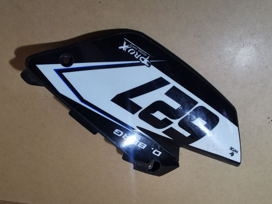 Yamaha yz 125 osłona owiewka tyl prawa wypełnienie panel