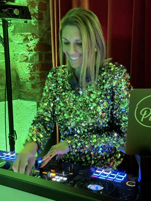 DJ para Eventos Corporativos, Festas de Aniversario e Casamentos