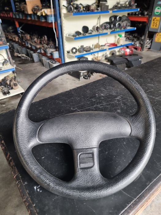 Volante Seat Ibiza 1998 111 000km