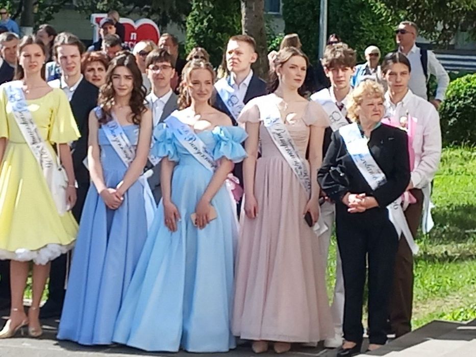Випускна блакитна сукня  з органзи XS - S