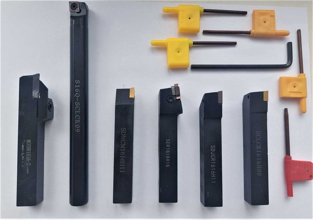 Набор токарных резцов 16х16 мм из 6 шт со сменными пластинами