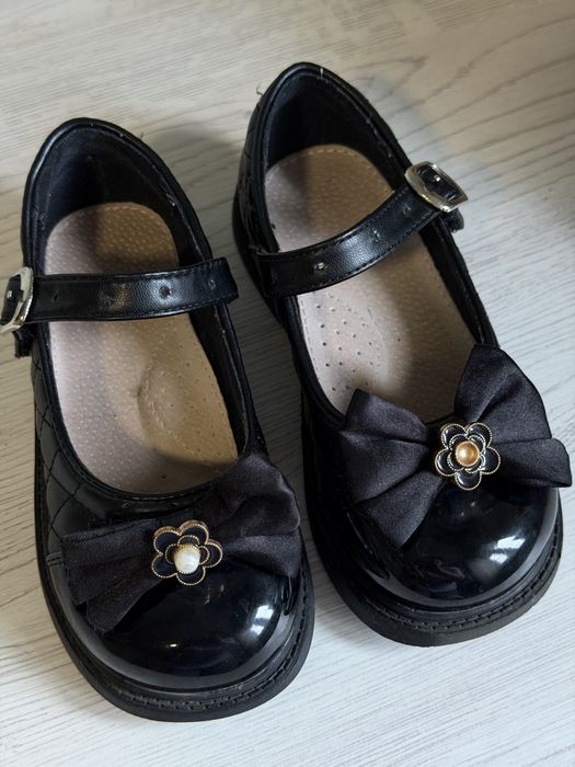 Дитячі туфлі для дівчинки