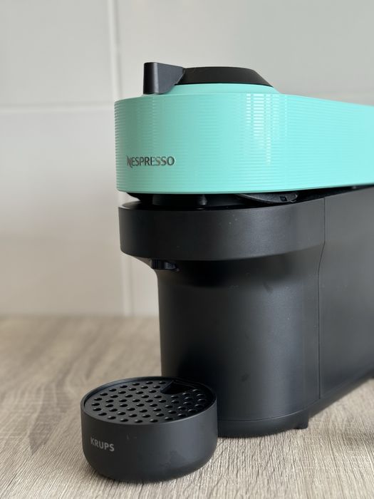 Máquina de Café Vertuo Pop Aqua Mint Nespresso