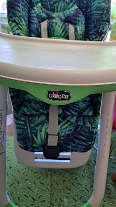 Стільчик- шезлонг Chicco Polly2Stars з дугою