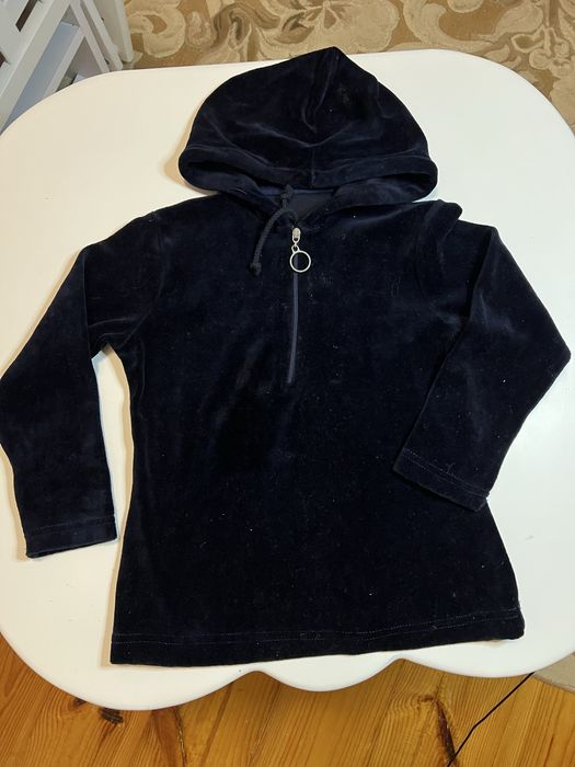 Віддам безкоштовно дитячий одяг