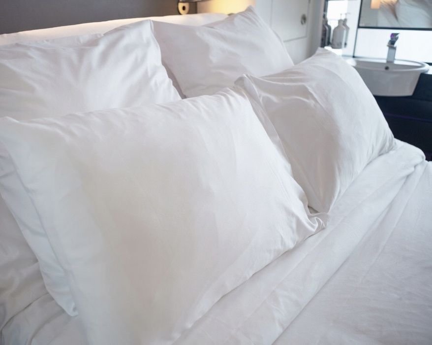 39 kpl. Pościel Hotelowa 140x200 Biala Bawełna 140gr, poszewka 70x80