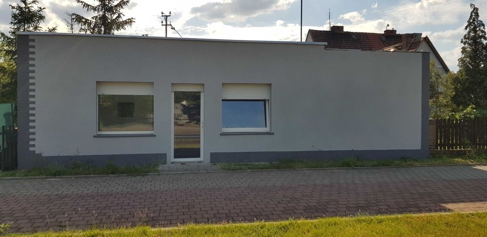 Wynajmę lokal pod usługę lub biuro.