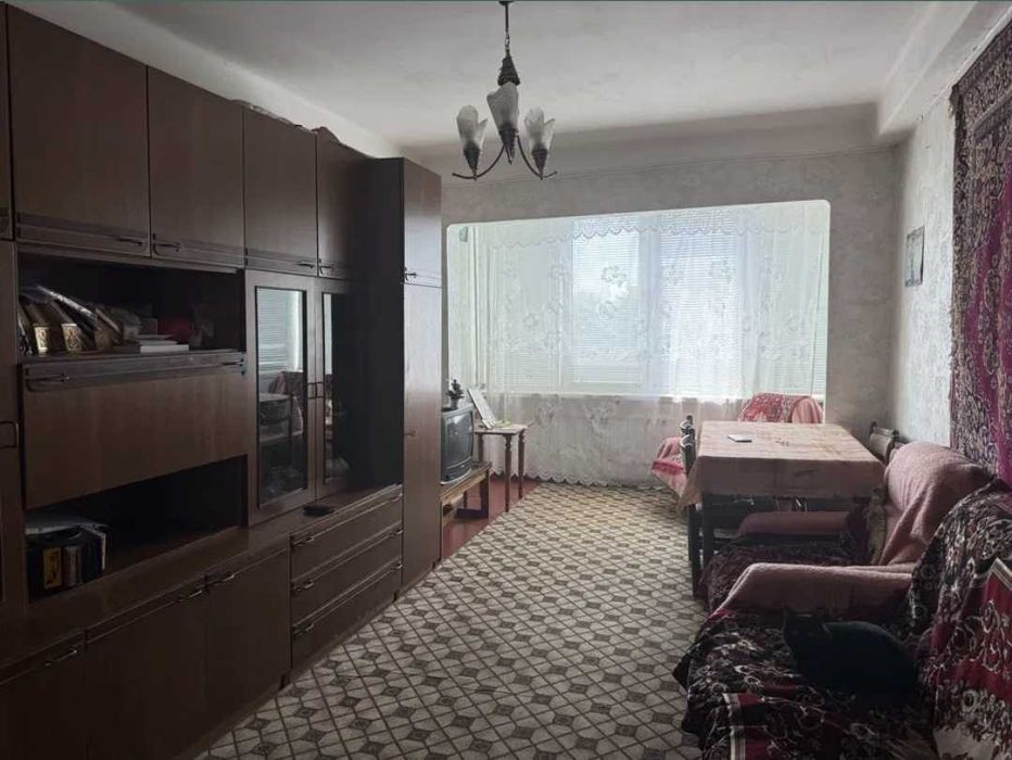 ПРОДАЖ центр Боярки двохкімнатна вулиця Білогородська 144