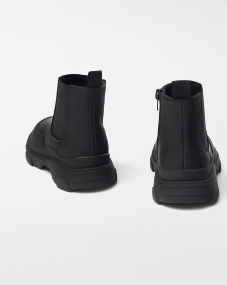 Чобітки Zara 21 розмір