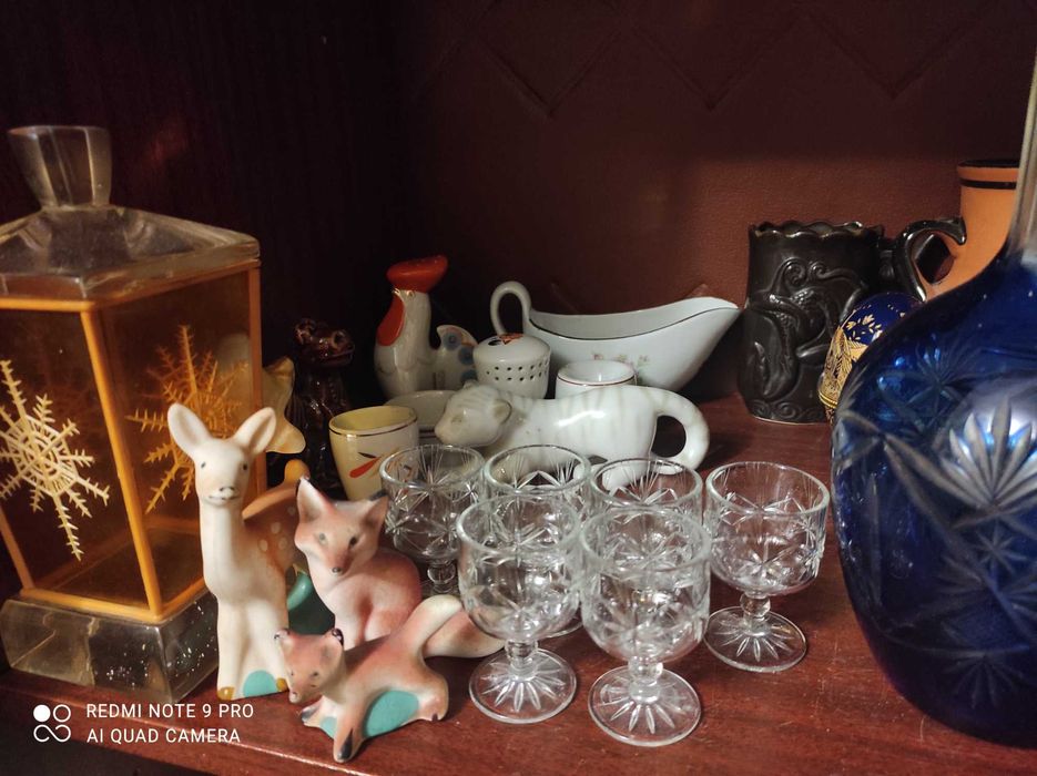 Статуэтки , шкатулки , графины ссср и др.