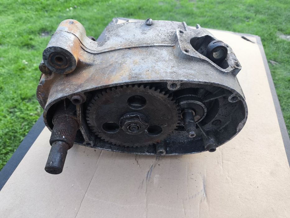 Silnik kartery s38 komar sztywniak