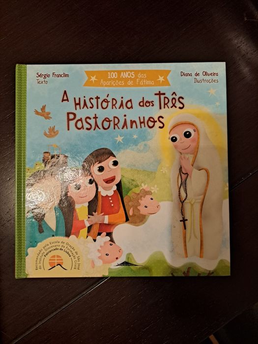 Livro "A História dos Três Pastorinhos"