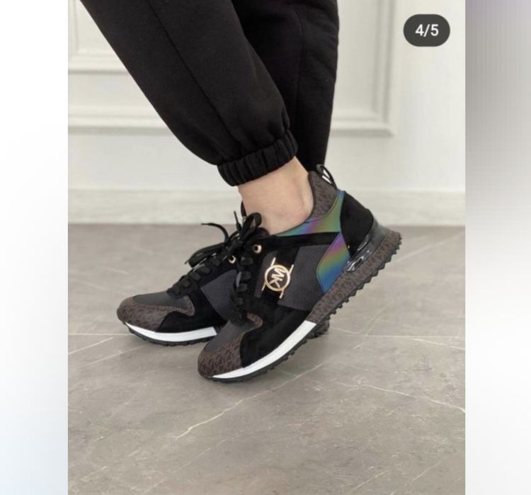 Кросовки кожаные