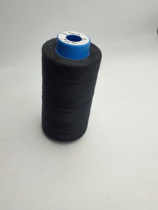 Nici czarne na overlocka 5000 m.